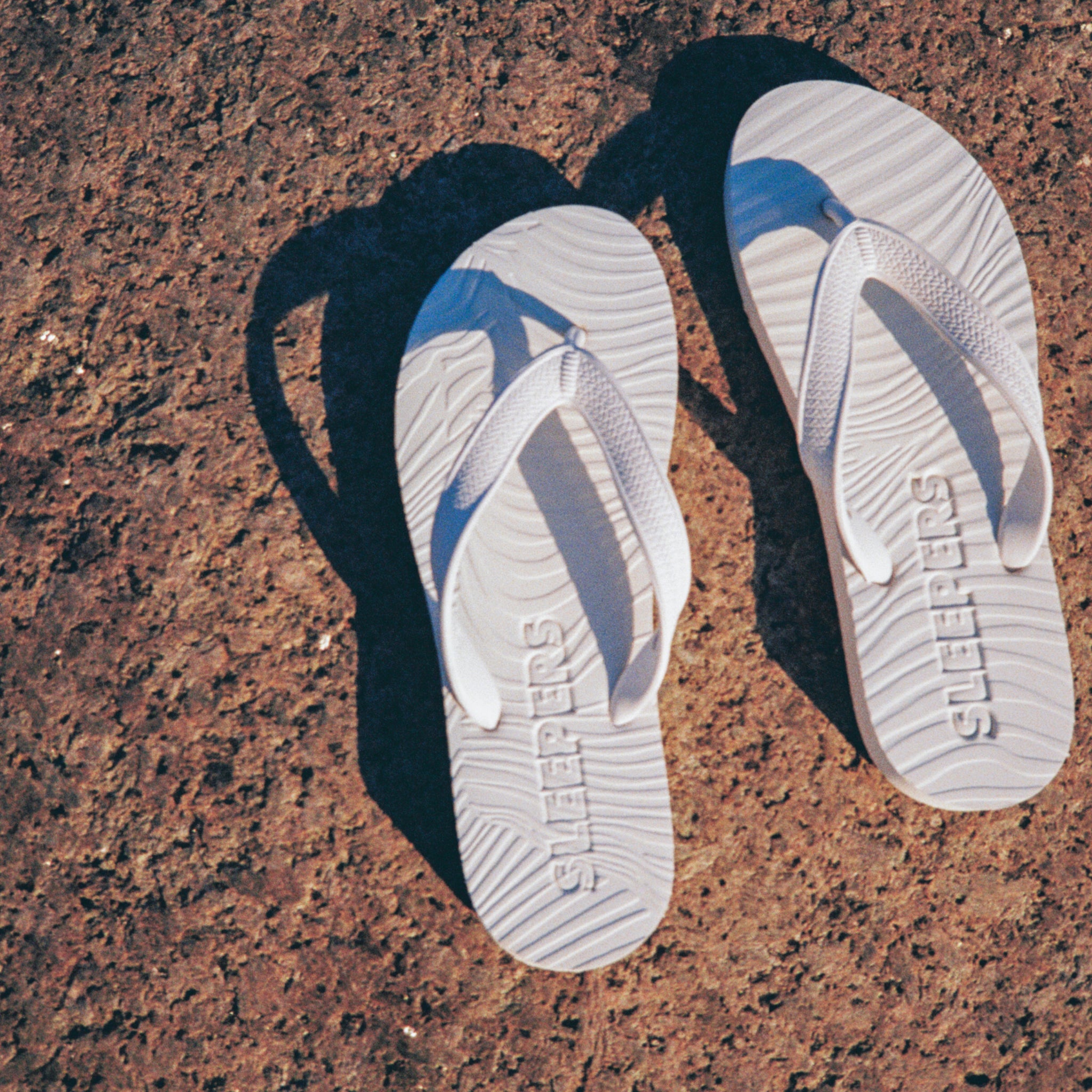 Beach walk slippers white on sale